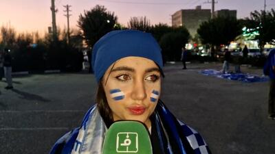  خانم هوادار استقلال: پدر و مادرم استقلالی بودند