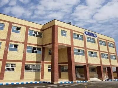  نهضت مدرسه‌سازی بر بنیادی‌ترین رکن توسعه یعنی «سرمایه انسانی» سرمایه‌گذاری می‌کند