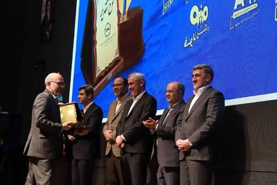  کسب تندیس برتر در سومین همایش برترین‌های بورس کالای ایران