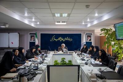  وزارت جهاد کشاورزی پشتیبانی از زنان روستایی و عشایری را در اولویت قرار دهد