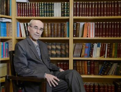 ساده‌سازی متون فارسی کهن موجب گسترش دایره واژگان کودک می‌شود