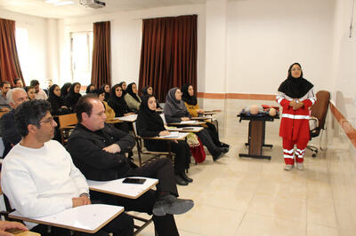  برگزاری دوره آموزشی «مدیریت بحران و تکنیک‌های کنترل آن در خانواده» در جهاد دانشگاهی اردبیل