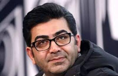  انتقاد تند فرزاد حسنی از رویکردهای غلط در انتخاب مجری تلویزیون