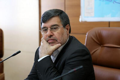  همتی:دانشکده داروسازی ایلام تا پایان سال مجوز می‌گیرد