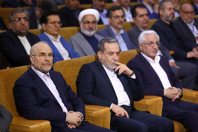 قالیباف: استانها باید از حاشیه تصمیم‌سازی به متن سیاست‌گذاری بیایند