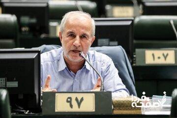 یک نماینده مجلس: حذف یارانه دهک‌های پردرآمد متن قانون است/ ۲ میلیون تومان در معیشت خانواده‌ای که ۵۰ میلیون تومان درآمد دارد تاثیرگذار نیست
