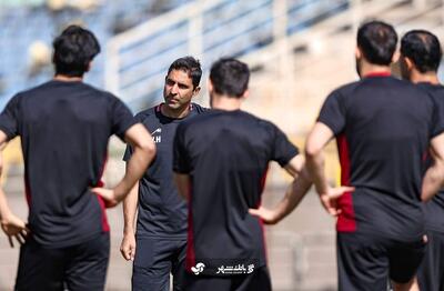 هفته هشتم لیگ برتر فوتبال ایران؛ پرسپولیس-ذوب‌آهن؛ آزمون بقا برای هاشمیان