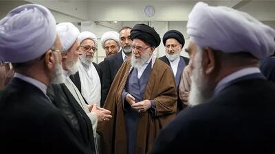 وقتی حضور رهبر انقلاب، خود پیام سیاسی است