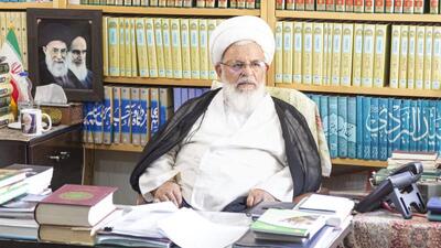  فضای دانشگاه باید فضایی مومنانه شود