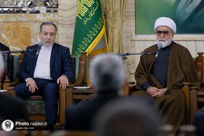 عراقچی در مشهد: مرزها تبدیل به مجراهای تنفسی اقتصاد کشور شده‌اند