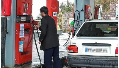 انتقاد روزنامه دولت از برخی رسانه ها درباره خبر افزایش قیمت بنزین