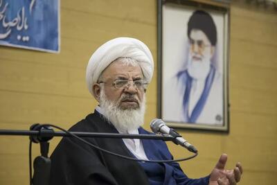 امام جمعه یزد: فضای دانشگاه باید فضایی مومنانه شود