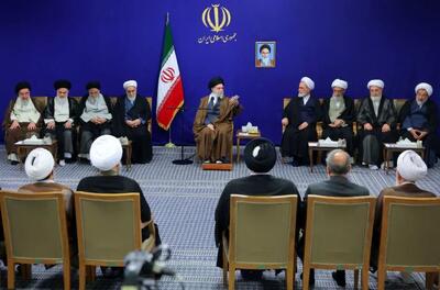  بیانات رهبر انقلاب در دیدار دست‌اندرکاران کنگره بین‌المللی  علامه میرزای نائینی
