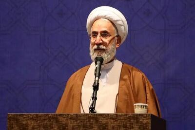 امنیت روانی و نظارت بر توزیع ارزاق عمومی و معیشت مردم اولویت دادستان‌ها است
