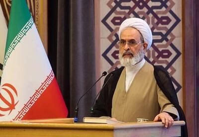 اعرافی: علامه نائینی میان آموزه‌های دینی و نیاز روز جامعه تعادل برقرار کرد