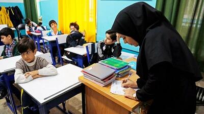 سازمان برنامه و بودجه مانع ثبات شغلی معلمان حق‌التدریس آزاد است؟