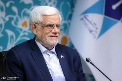  عارف: رویکرد آیت الله هاشمی رفسنجانی در تاسیس دانشگاه آزاد اسلامی تربیت نیروی متخصص، دوری از مدرک گرایی و پاسخ به مطالبه اجتماعی بود/ ملی‌گرایی موجب تقویت اسلامیت هم می‌شود/ نمی‌توان فقط با یک جریان خاص مشکلات کشور را حل کرد