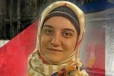 فیلم/ لحظه آزادی مشروط مهدیه اسفندیاری از زندان فرانسه