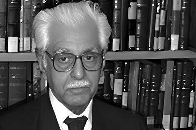 من قرضم را به دهخدا و ایران پرداخته‌ام