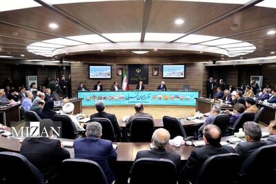 پزشکیان: باید کار را به کارشناسان بسپاریم