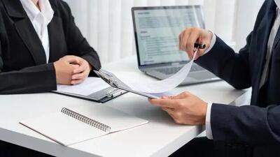 در مصاحبه استخدامی از من خواستند وضو بگیرم