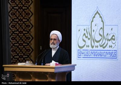 تبیین سیره علمی و مکتب فکری میرزای نائینی توسط آیت‌الله اعرافی - تسنیم