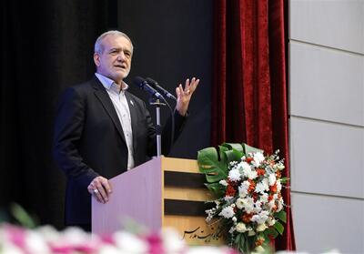 پزشکیان: توسعه بدون تناسب با منابع طبیعی فاجعه به بار می‌آورد - تسنیم
