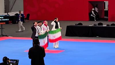 سلام نظامی و جشن قهرمانی تیم میکس پومسه با پرچم ایران