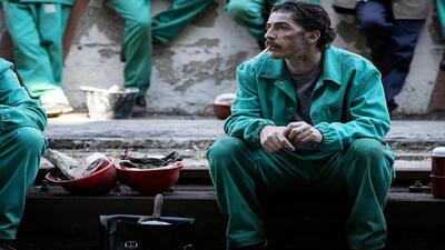 «ساختمان لاف»؛ جایی که حقیقت رنگ دروغ می‌گیرد