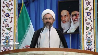  امام جمعه ایلام: ملت ایران با همت جوانان و پیوند علم و اقتدار، شکست‌ناپذیر است
