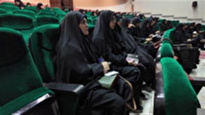  پایش سلامت بانوان کارمند استان قم