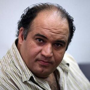  تاریخ وبگردی | تصویری از گریم باورنکردنی  نادر سلیمانی  در سریال «رویای نیمه شب»