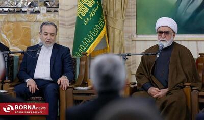  وزیر امور خارجه: مرزها تبدیل به مجراهای تنفسی اقتصاد کشور شده‌اند