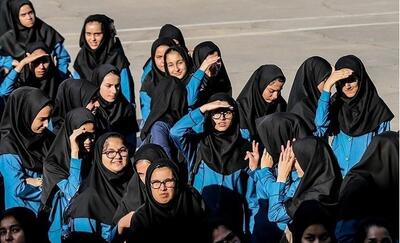 تحصیل دانش آموزان دختر متاهل با مدارس ویژه و مجازی ادامه می‌یابد
