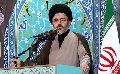  امام جمعه ارومیه: شکر نعمت زندگی در جمهوری اسلامی بی‌پایان است | اقتصاد24
