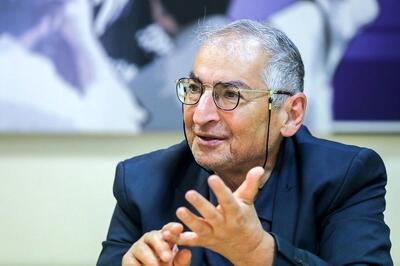  زیباکلام: شعار «مرگ بر آمریکا» تیشه به ریشه منافع ایران زده است+ فیلم