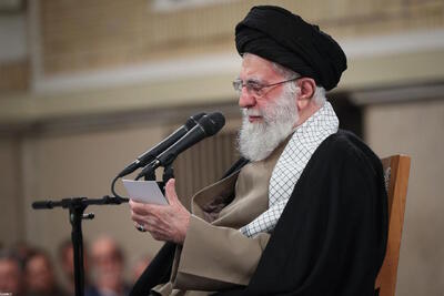 متن کامل سخنان رهبری درباره‌ی میرزای نائینی |  انصاف نیوز