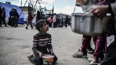  ویدیو| صهیونیست‌ها دوباره جلوی ورود کمک‌های انسانی به غزه را گرفتند