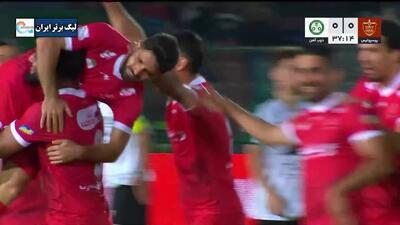  ببینید؛ گل اول پرسپولیس توسط محمد عمری به ذوب‌آهن دقیقه ۳۸