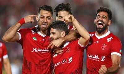  هلی کوپتر پرسپولیس بالاخره به پرواز درآمد | هاشمیان با برد شیرین برابر ذوب‌ آهن دعوتنامه اوسمار ویرا را پس فرستاد