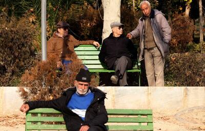 بازنشستگان بخوانند؛ وام ۵۰ میلیونی طرح کرامت رضوی دوباره اجرا می‌شود