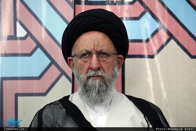 امام جمعه گرگان: ۴۰ میلیون آمریکایی با خطر گرسنگی روبه‌رو هستند/ هم کنگره و هم دیوان عالی آمریکا تحت کنترل حزب رئیس‌جمهور قرار دارند و این همان مسیری است که به فروپاشی اتحاد جماهیر شوروی انجامید