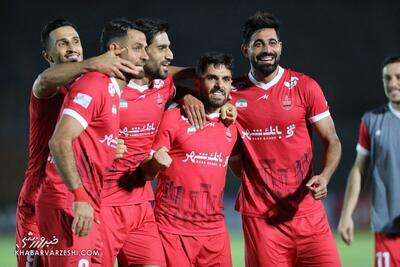پرسپولیس ۲ - ذوب‌آهن ۰/ گودبای پارتی سرخ‌ها؛ وحید از هلیکوپتر طناب نجات انداخت؟/ پیروزی ذوب کننده با آتش عمری و علیپور