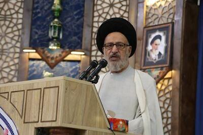  امام جمعه موقت شیراز:عاقبت دشمن تجاوزگر به ایران، ویرانی و نابودی اوست