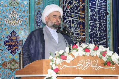  امام جمعه کرگانرود: دشمن به دنبال نابودی اقتصاد و نفوذ فرهنگی است