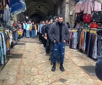  آواز خیابانی؛ پشت صحنه رقص این گروه دوره گرد که تو بازار اراک شاخ محلی ها رو درآوردن