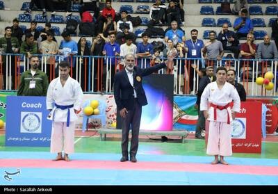 طلای المپیاد استعدادهای برتر کشور بر گردن نوجوان کرمانی تصاویر - تسنیم