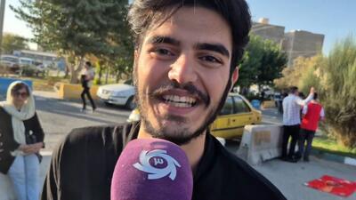 حضور یک هوادار استقلال در جمع قرمز ها!