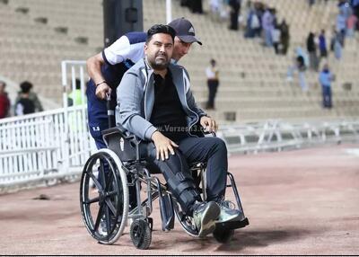 شور و اشتیاق سرمربی چادرملو روی ویلچر