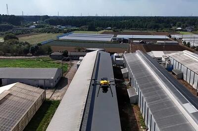  این مرغداری با پهپاد محافظت می‌شود